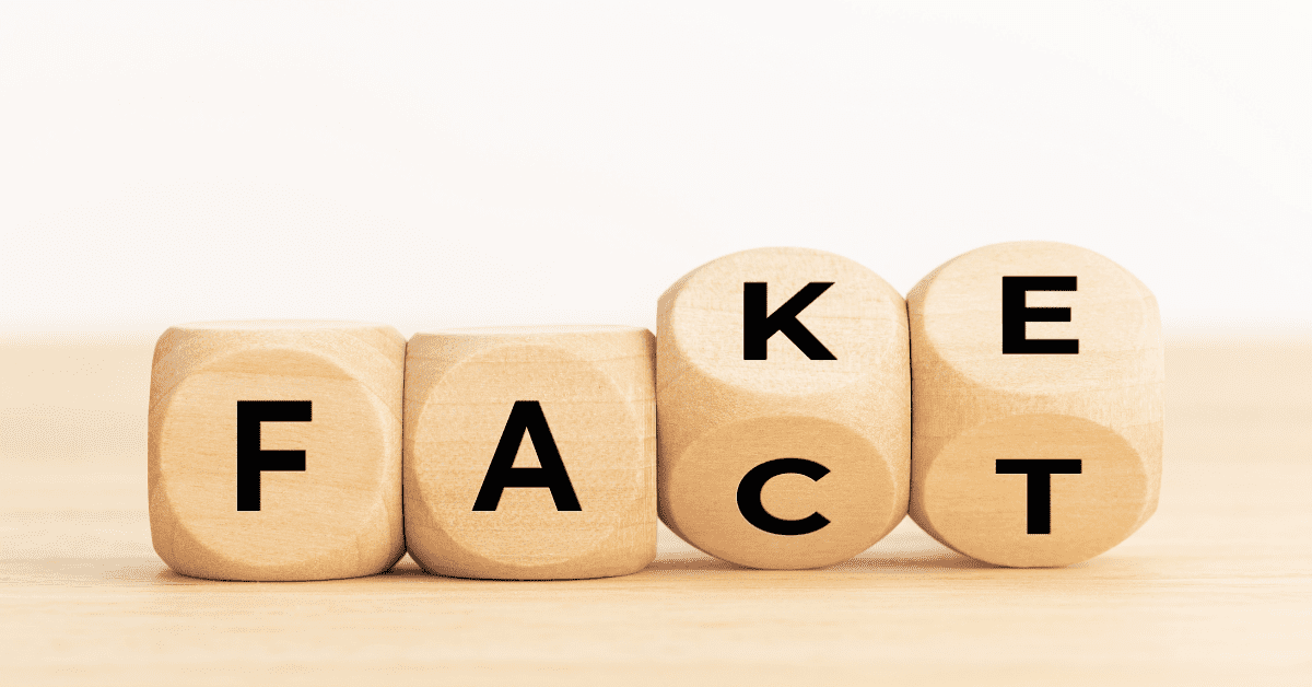 Quatre blocs de bois portent les inscriptions « FAKE » et « FACT » ; leur disposition illustre le contraste, ce qui convient parfaitement à la campagne « Mythbusting » d'Amazon DSP, car elle permet de distinguer visuellement le mythe de la réalité dans le domaine de la publicité numérique.