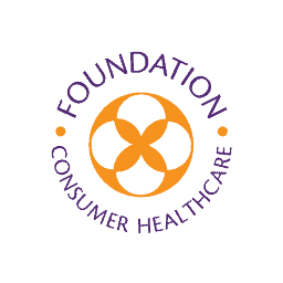 Logo de Foundation Consumer Healthcare représentant un motif circulaire orange avec, au centre, quatre formes entrelacées — qui rappellent une vente aux enchères « Second Price » de Walmart —, entouré du nom de l'entreprise en violet en haut et en bas.