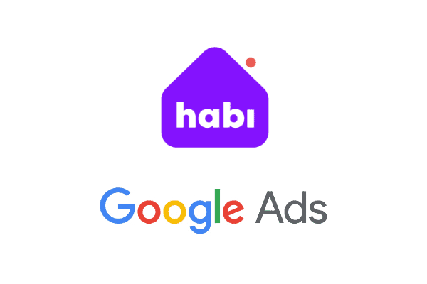 L'image montre le logo « habi » au-dessus du logo « Google Ads », avec le mot « Google » dans ses couleurs caractéristiques et « Ads » en gris, sur fond blanc — une illustration destinée à une étude de cas sur Performance Max.