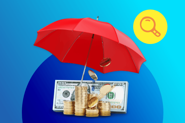 Ein roter Regenschirm bedeckt Stapel von Münzen und einen 100-Dollar-Schein, wobei ein paar Münzen herunterfallen. Ein gelbes Lupensymbol auf blauem Hintergrund deutet auf die Suche nach Finanzdienstleistungen hin.